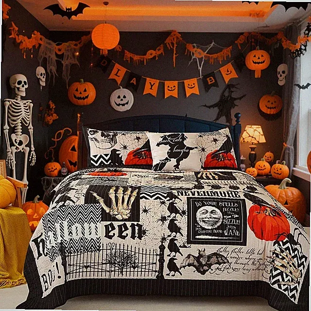 EVENHUG Halloween Quilt Set King Size Bedspread (104X90), Black Grey
