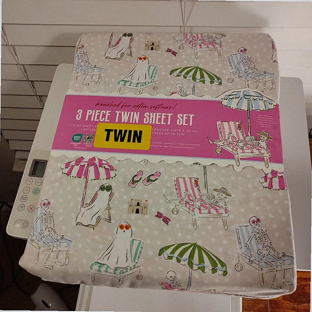 Halloween Twin Sheet Set Ghost Skeleton Beach Theme – 3 Piece – New