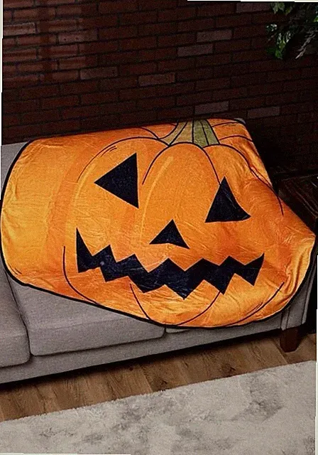 Pumpkin Shaped Halloween Throw Blanket Super Comfy New
